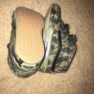 Camouflage vans